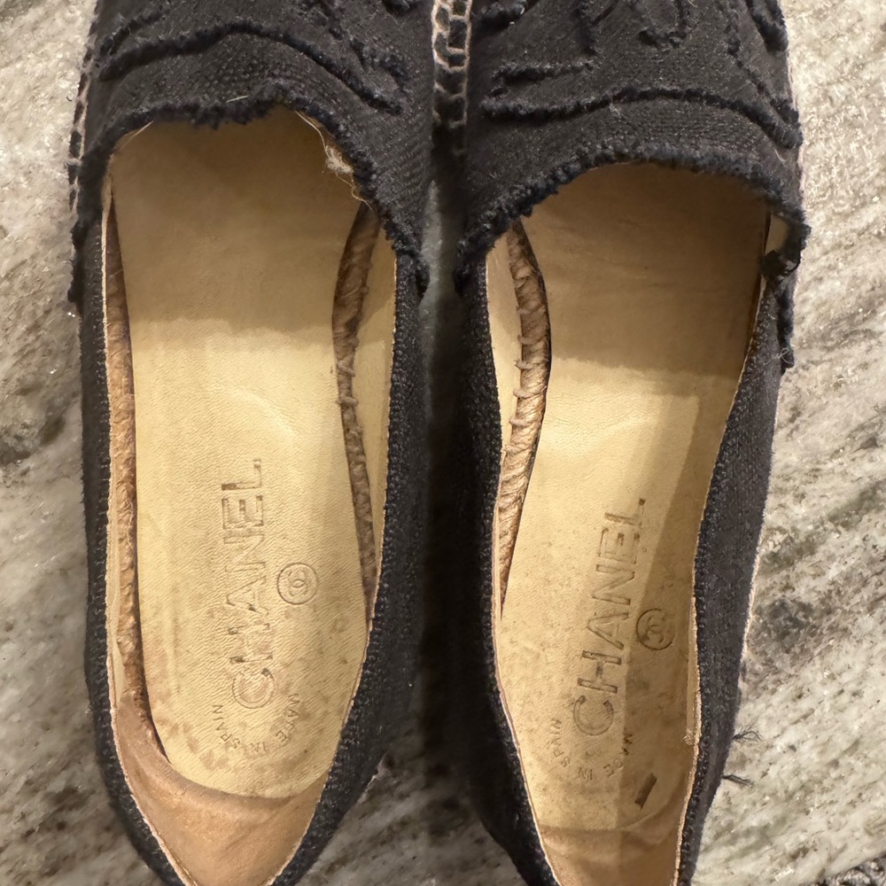 CHANEL Black Canvas Espadrilles with Quilted CC Detail - Picture 2 of 5